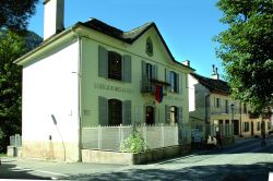 Scuola Rossetti Valentini Scuola Rossetti Valentini